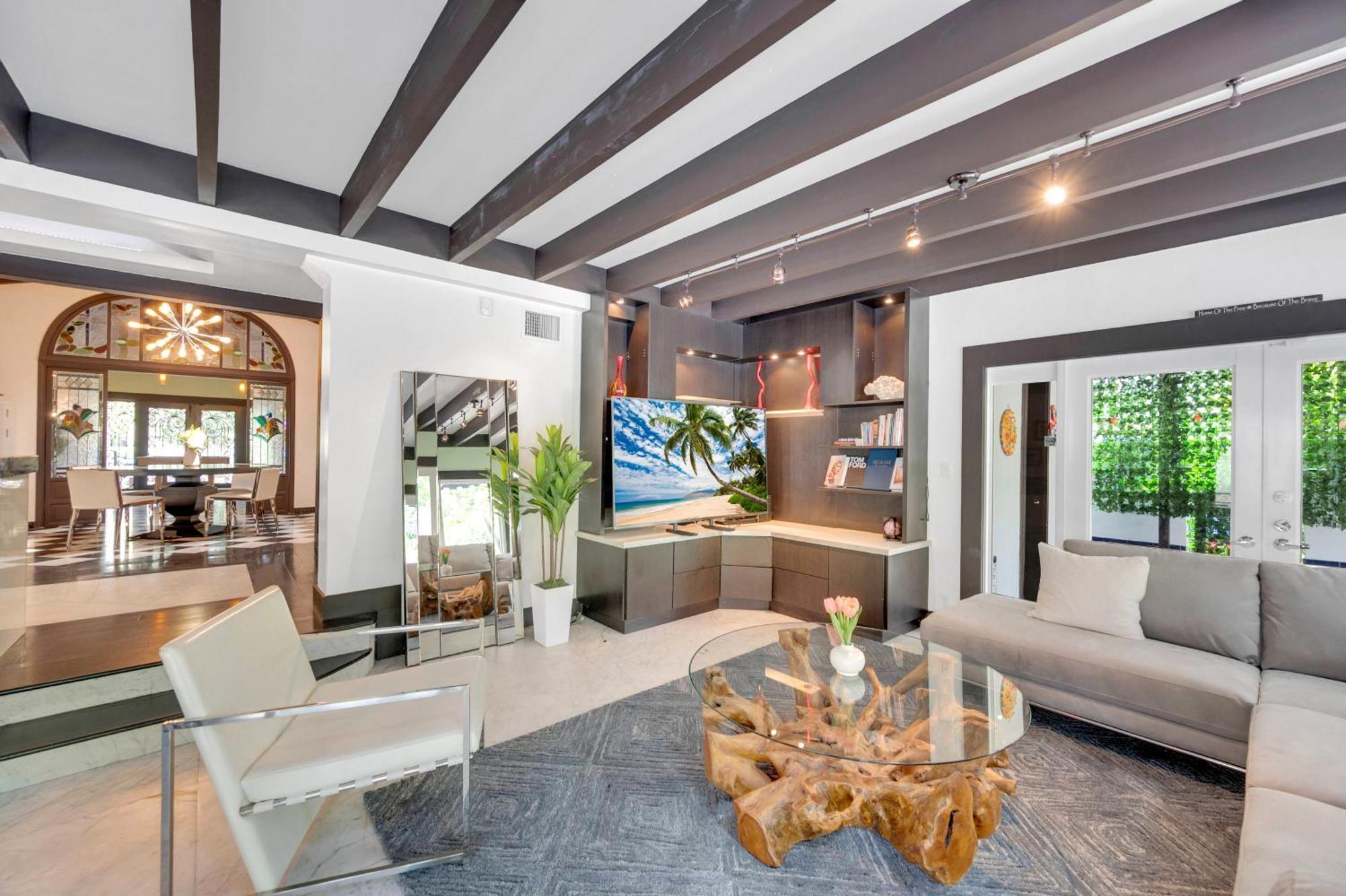 Magnificent Tropical Pool Southbrickell Miami